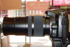 α ワイドズームレンズ DT 18-200mm F3.5-6.3 SAL18200