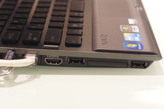VAIO Z�V���[�Y�@���T�C�h
