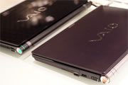VAIO Z�V���[�Y�@�V�E��Z���r����