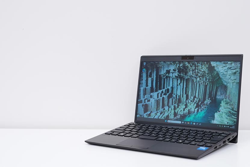 VAIO SX12 は軽くてコンパクトがウリ 