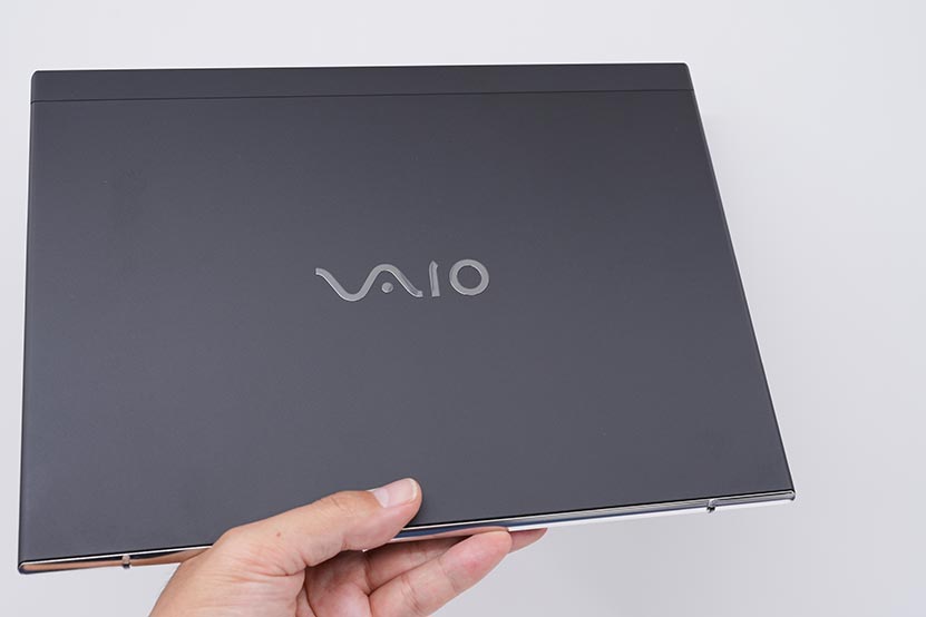 VAIO SX12 手にしてみた
