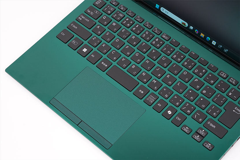 VAIO SX14-R キーボードとタッチパッド
