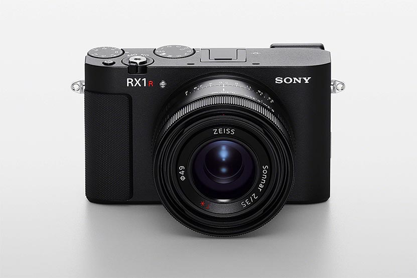 RX1R III 発表 35mmF2 単焦点レンズ 6100万画素センサー AI搭載