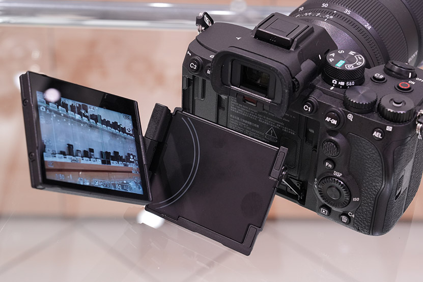 α7 V 4軸モニター