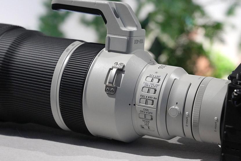 FE 100-400mm F4.5 GM OSS 側面