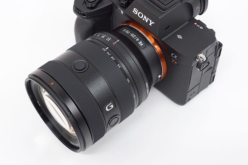 α7RVにセットした SEL2070G