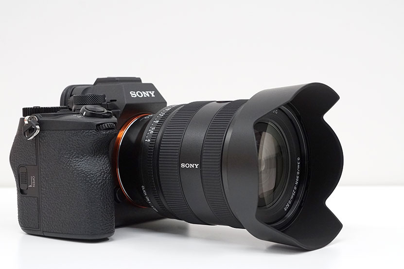 SEL2070G フード装着画像