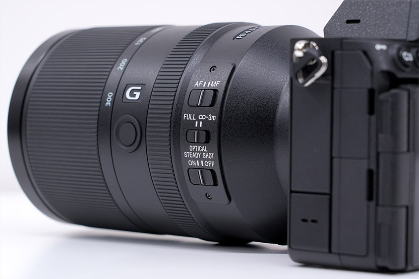 SEL70300G 左側面のスイッチ