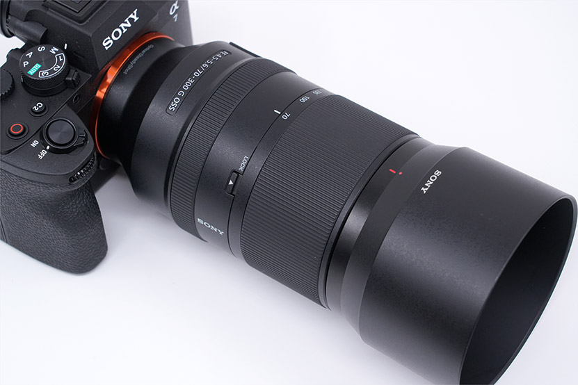 SEL70300G フード装着