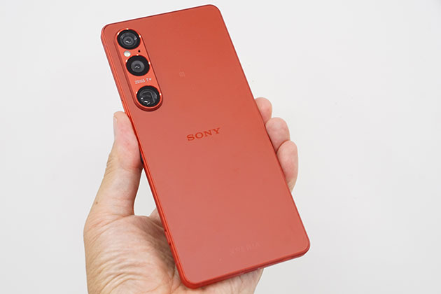 Xperia 1 VI スカーレット 画像 1