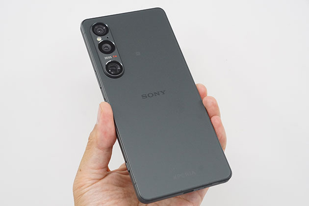 Xperia 1 VI カーキグリーン 画像1