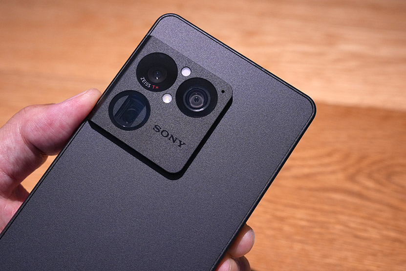 Xperia 1 VIII カメラ周りのデザイン