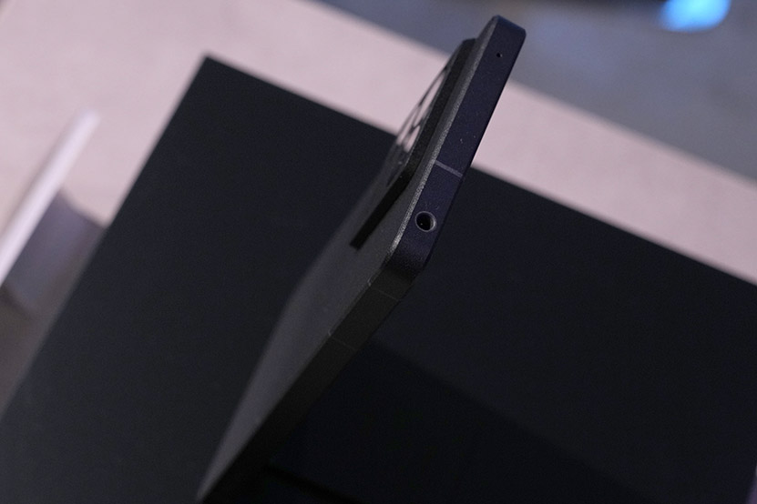 Xperia 1 VIII ヘッドホン端子