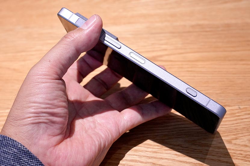 Xperia 1 VIII アイオライトシルバー3