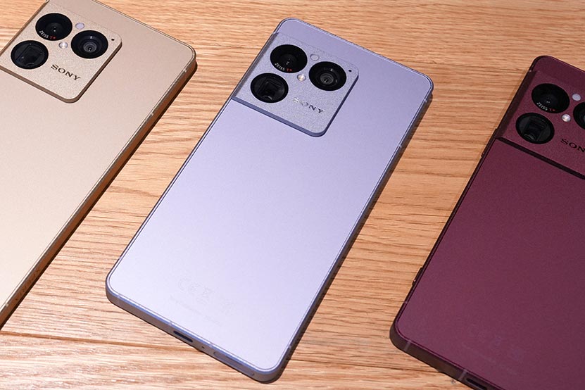 Xperia 1 VIII アイオライトシルバー1