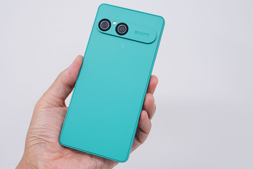 Xperia 10 VII SIMフリーモデル ターコイズ２